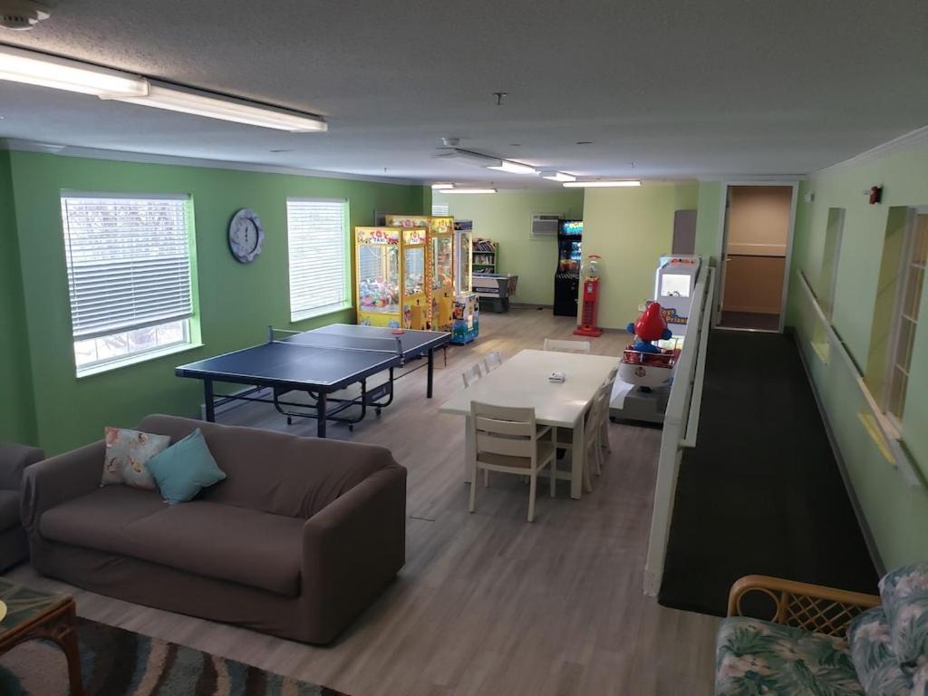Marylander Condominiums, 90 Steps From The Beach オーシャン・シティ エクステリア 写真